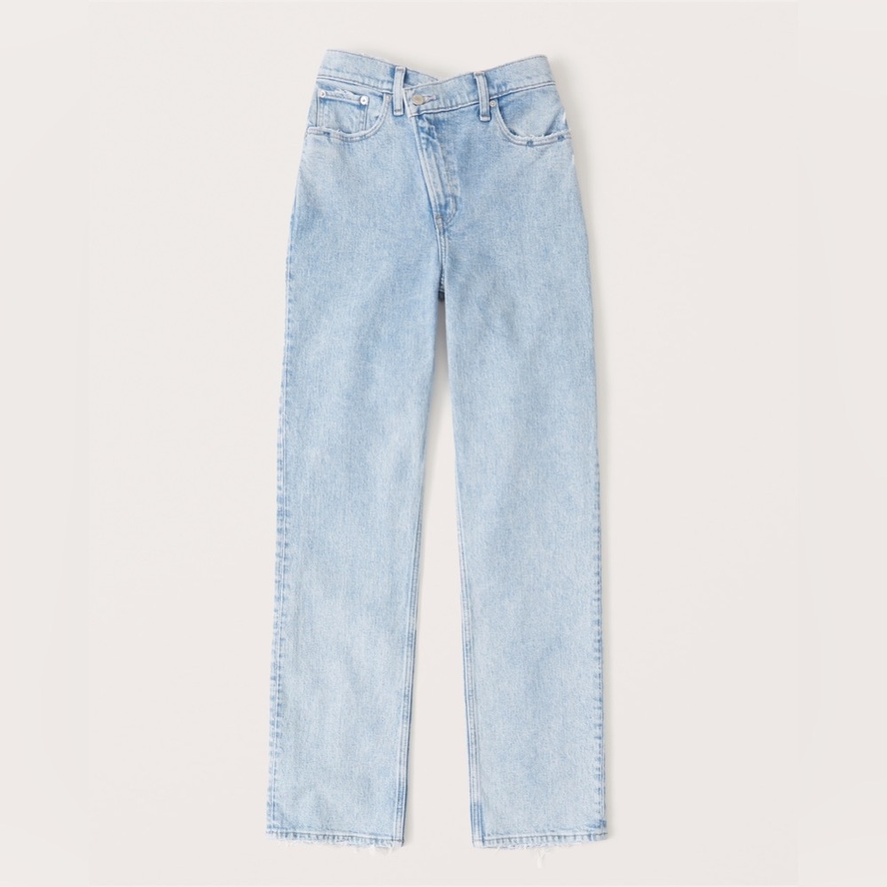 Abercrombie & Fitch Curve Love 90s Slim Straight Ultra High Rise